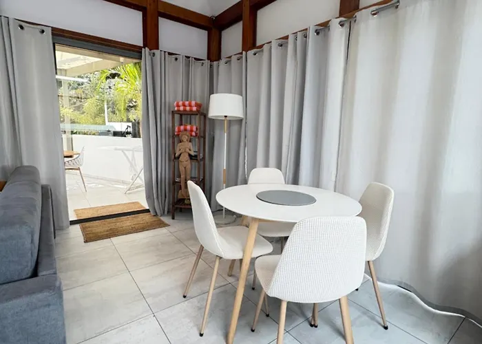 Fully-Equipped House With Pool